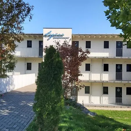 Laguna Seeappartements * Neukieritzsch